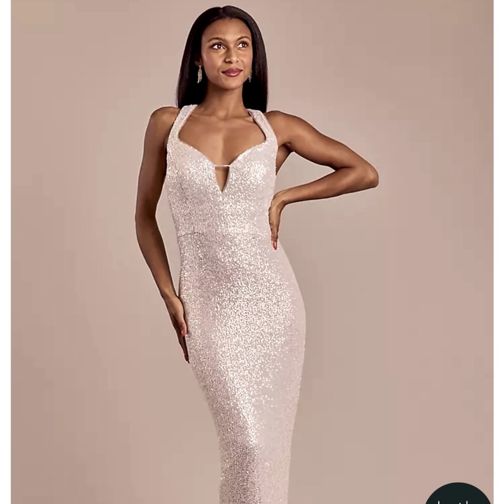 Elegant Sequin Evening Gown - Silver